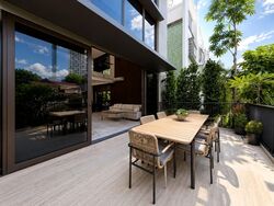 Shrewsbury Road (D11), Terrace #583921261